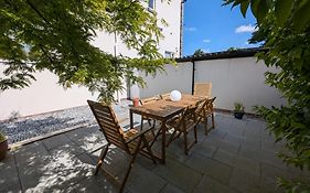 Birkdale Retreat